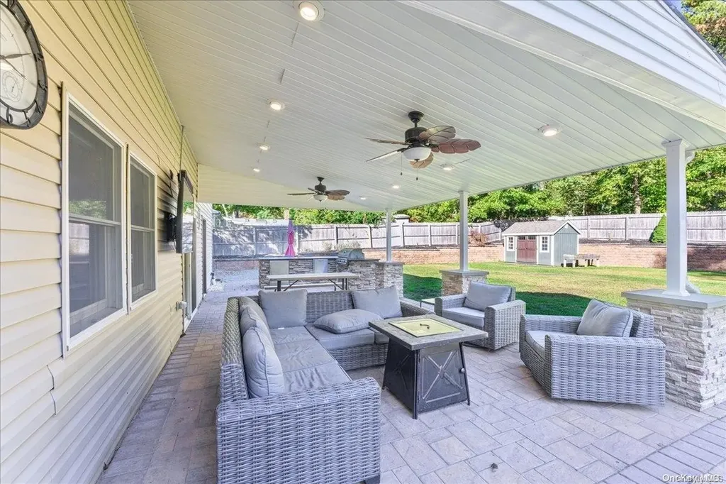 32 Bradley Drive Shoreham NY 11786