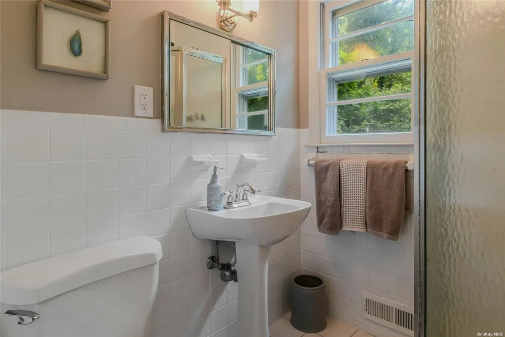 34 Cedar Drive Huntington NY 11743