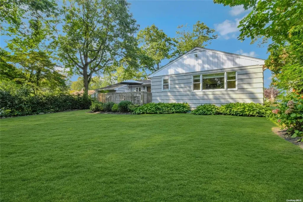 34 Cedar Drive Huntington NY 11743