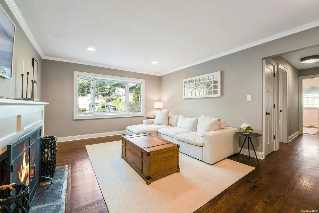 34 Cedar Drive Huntington NY 11743