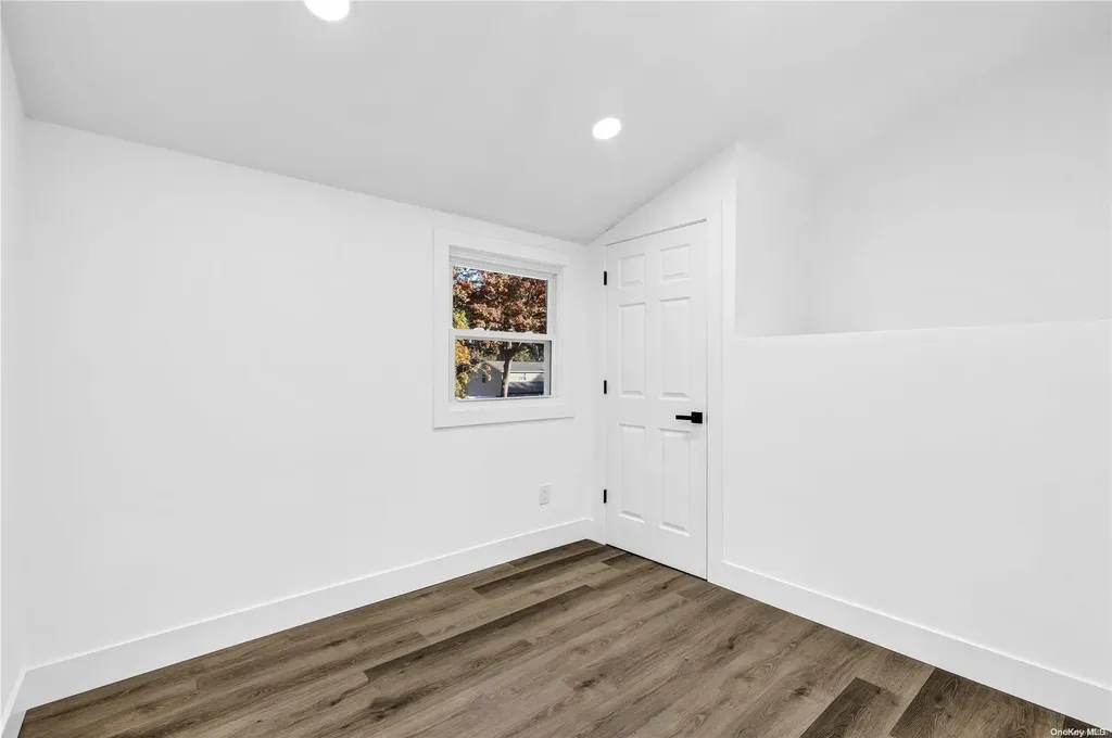 22 Shearwater Way Centereach NY 11720
