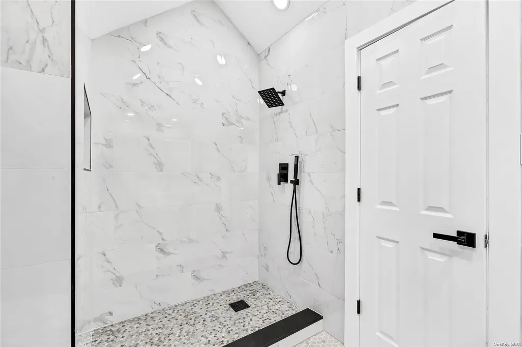 22 Shearwater Way Centereach NY 11720