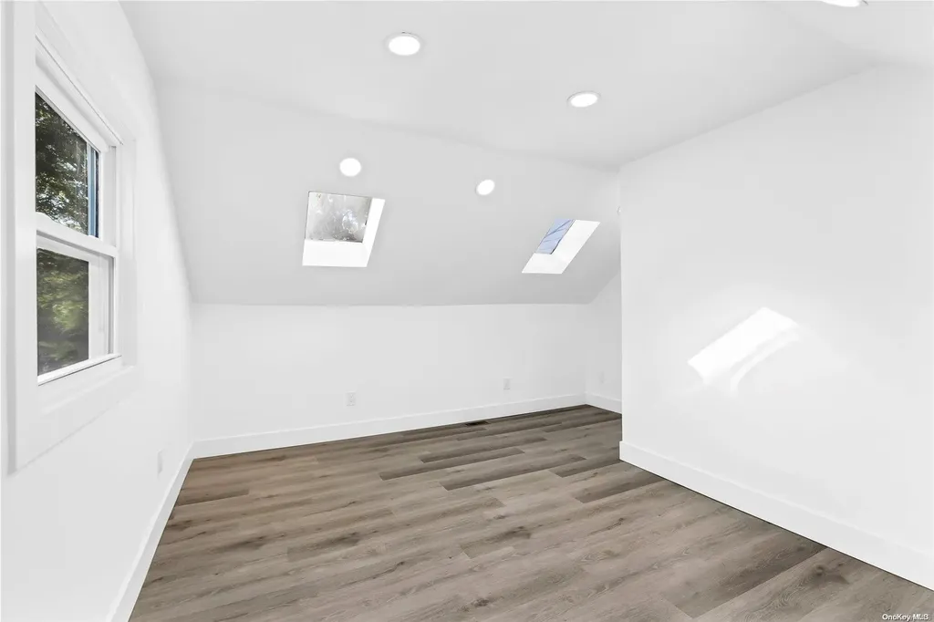 22 Shearwater Way Centereach NY 11720