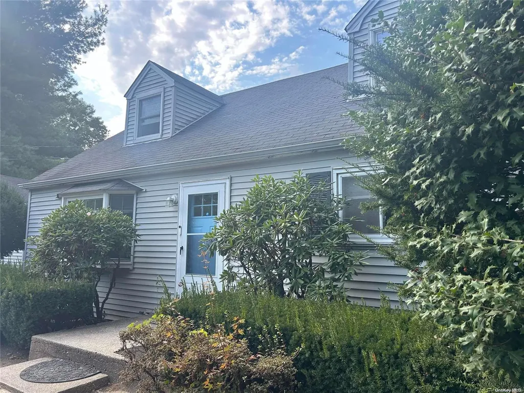 129 Half Hollow Road Dix Hills NY 11746