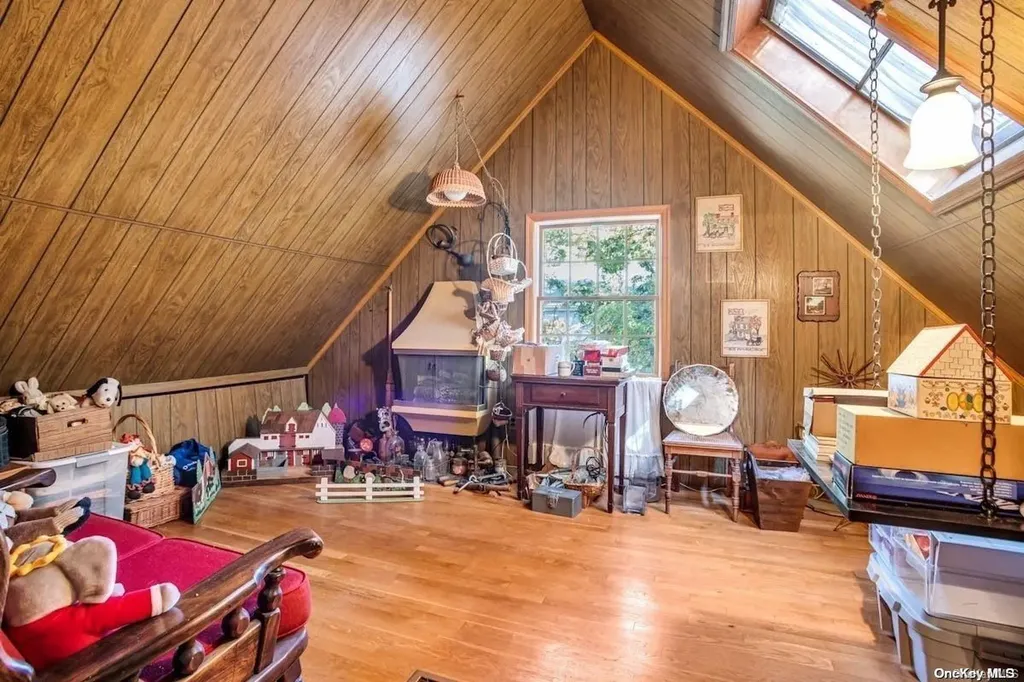 1756 Briar Place Merrick NY 11566