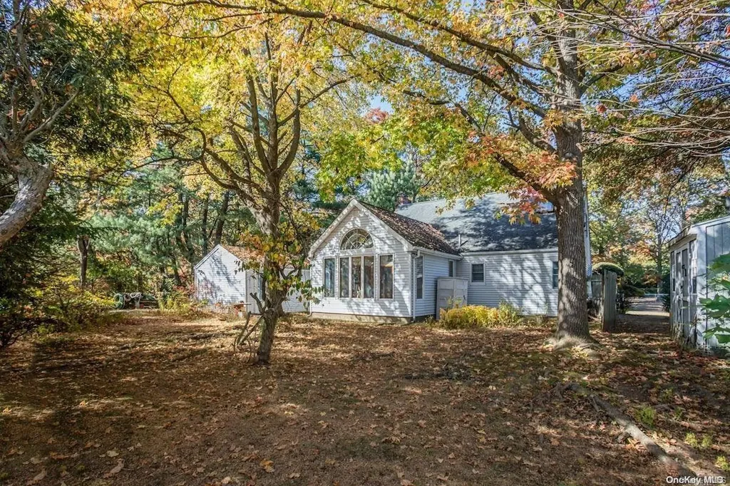 1756 Briar Place Merrick NY 11566