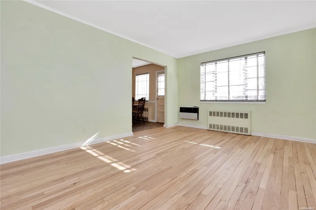 72-19 60th Avenue Maspeth NY 11378