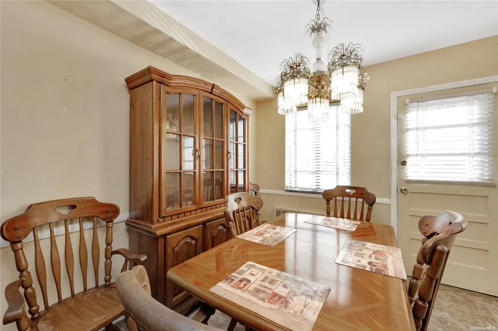 72-19 60th Avenue Maspeth NY 11378