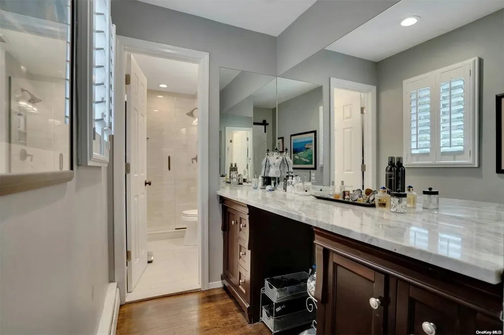 1 Arjay Lane Commack NY 11725