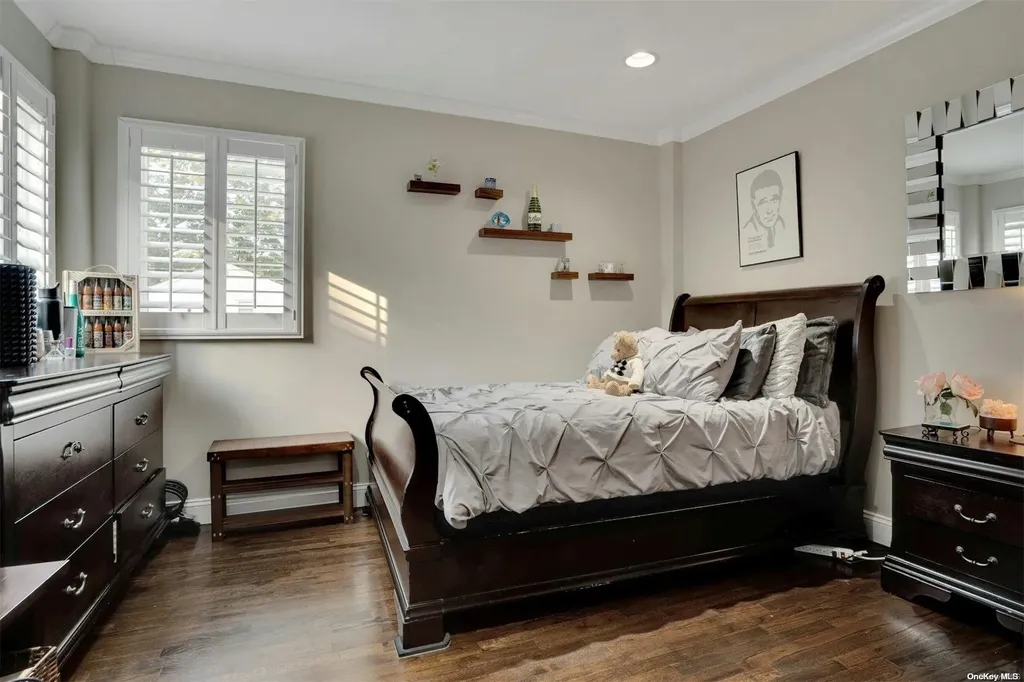 1 Arjay Lane Commack NY 11725