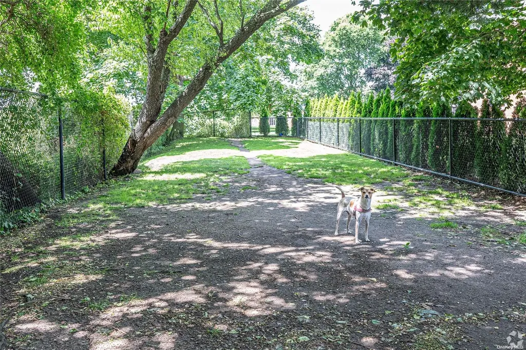 63 Muncie Road West Babylon NY 11704