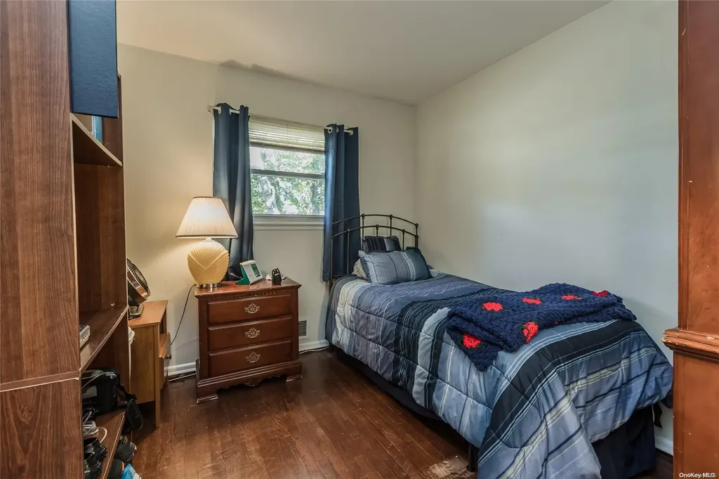 102 Monty Road Centereach NY 11720
