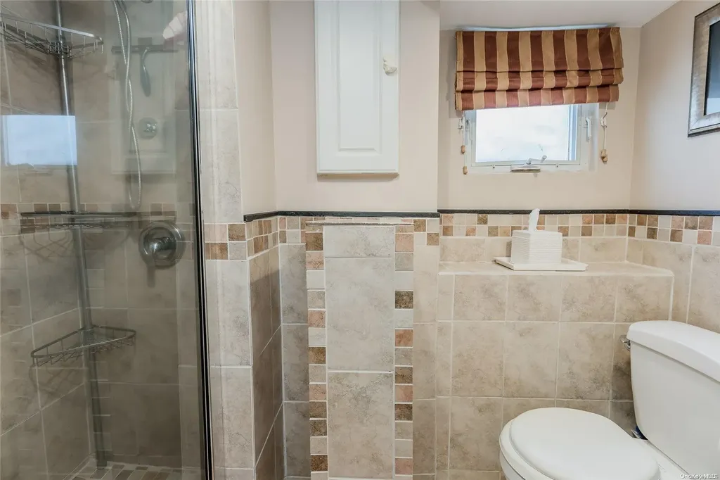 102 Monty Road Centereach NY 11720
