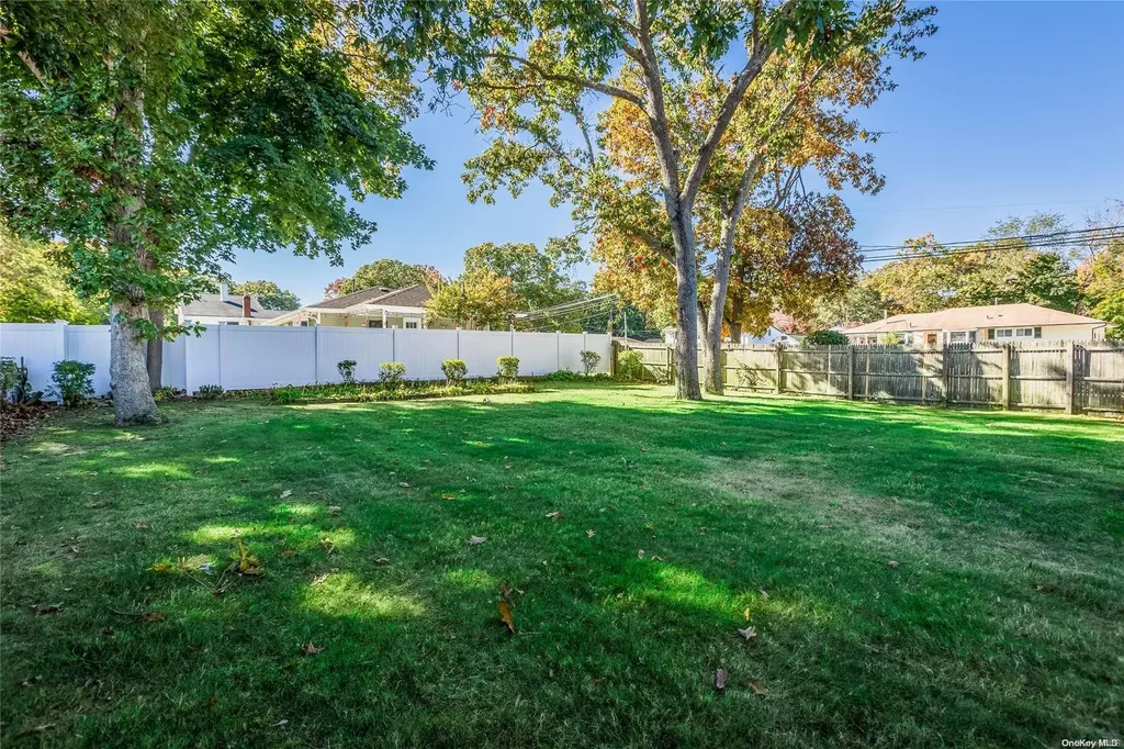 102 Monty Road Centereach NY 11720