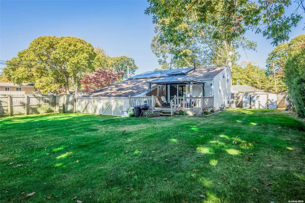 102 Monty Road Centereach NY 11720