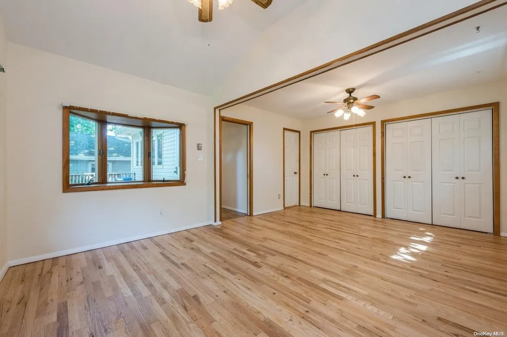 1644 Meadowbrook Road Merrick NY 11566