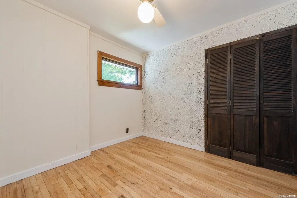 1644 Meadowbrook Road Merrick NY 11566