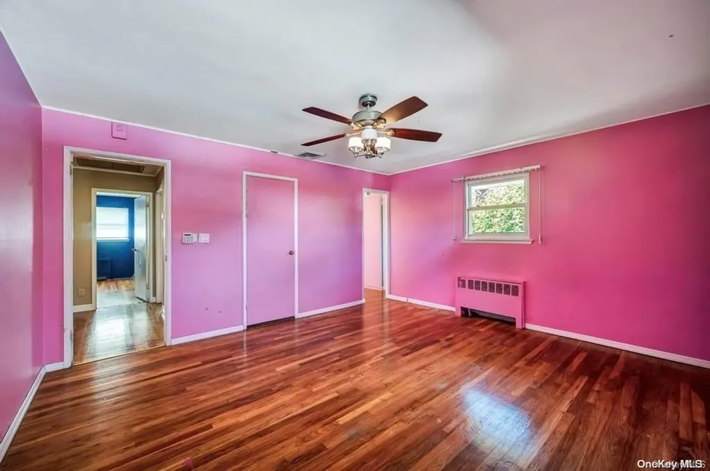 835 Pepperidge Road Westbury NY 11590