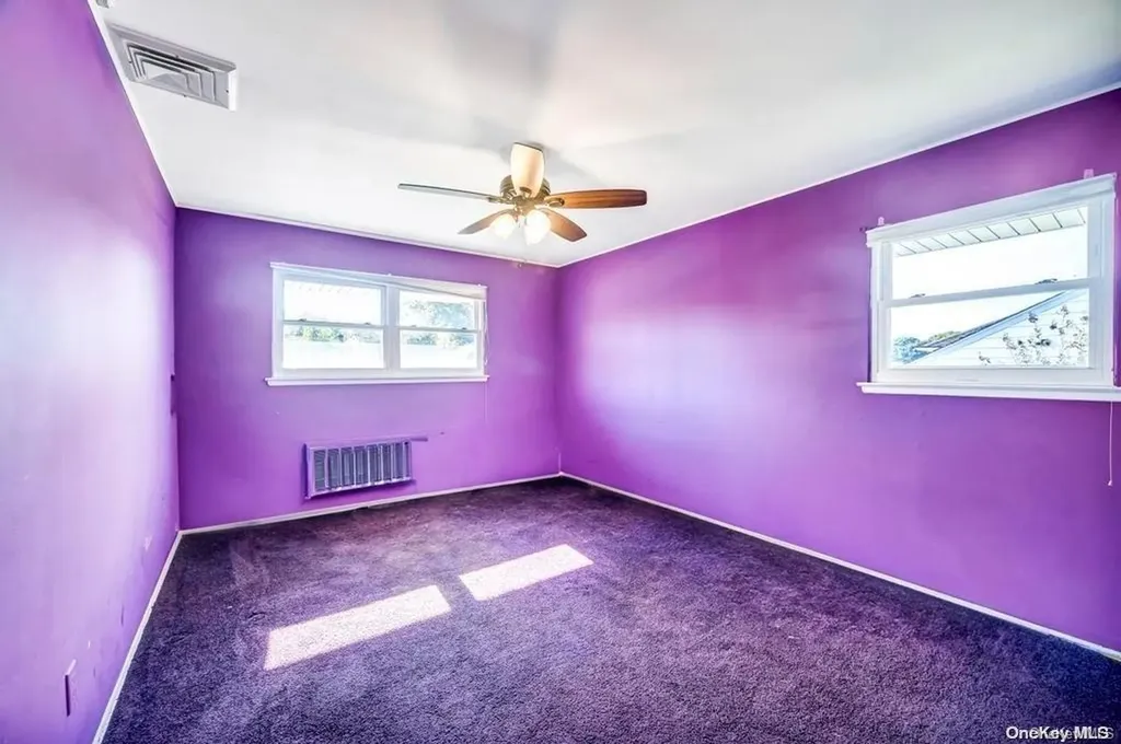 835 Pepperidge Road Westbury NY 11590