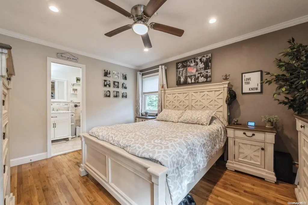 33 Ronde Drive Commack NY 11725