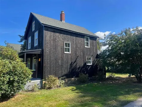 719 Wiggins Street Greenport NY 11944