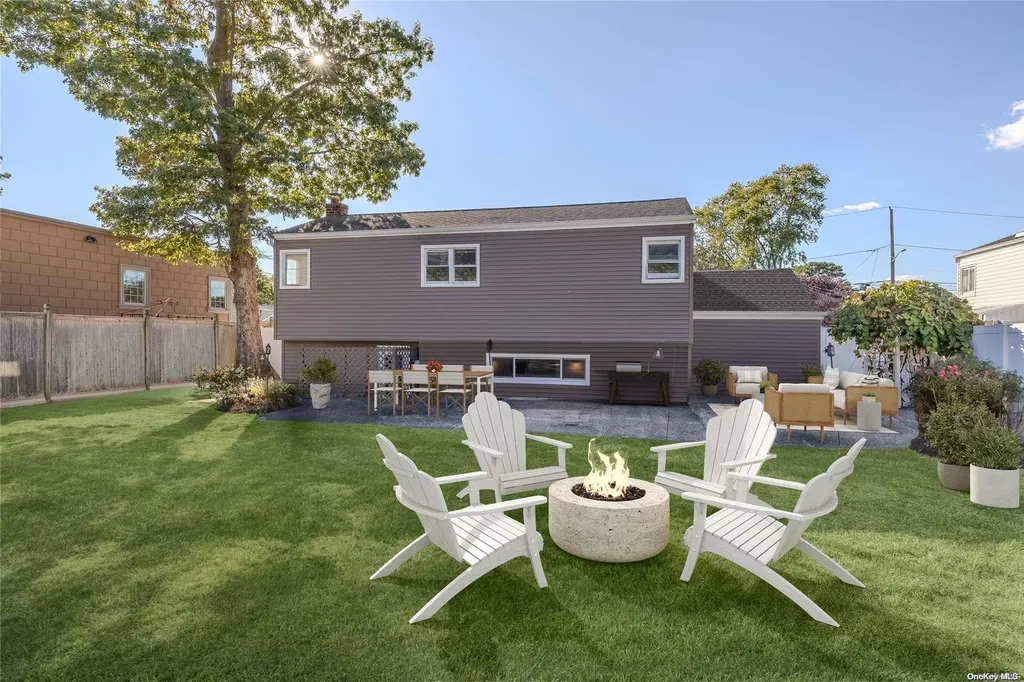 2305 Hynes Place Bellmore NY 11710