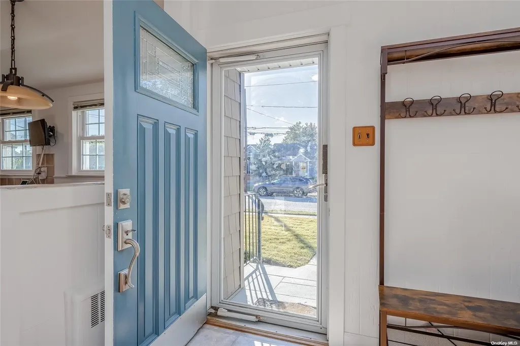2305 Hynes Place Bellmore NY 11710