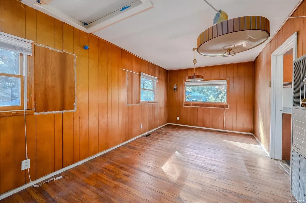 74 Sylvan Avenue Riverhead NY 11901