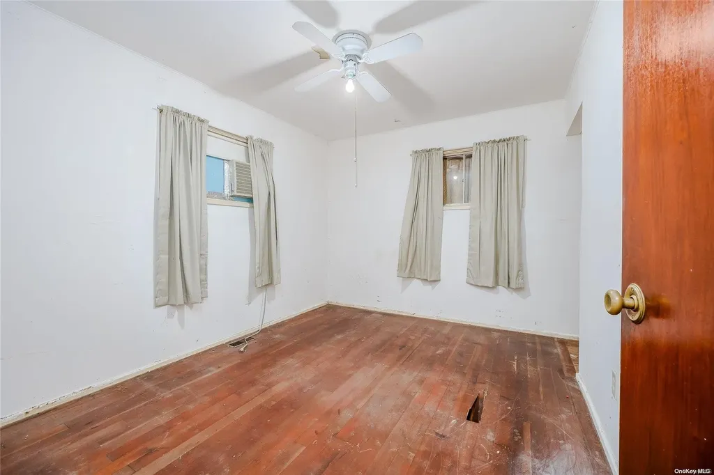 74 Sylvan Avenue Riverhead NY 11901