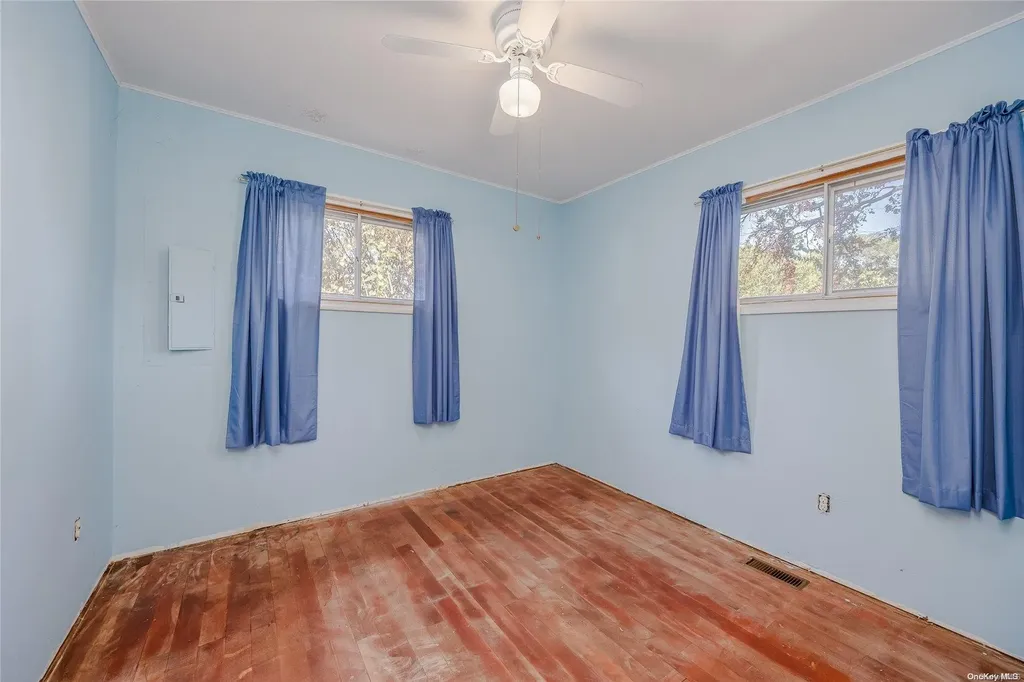 74 Sylvan Avenue Riverhead NY 11901