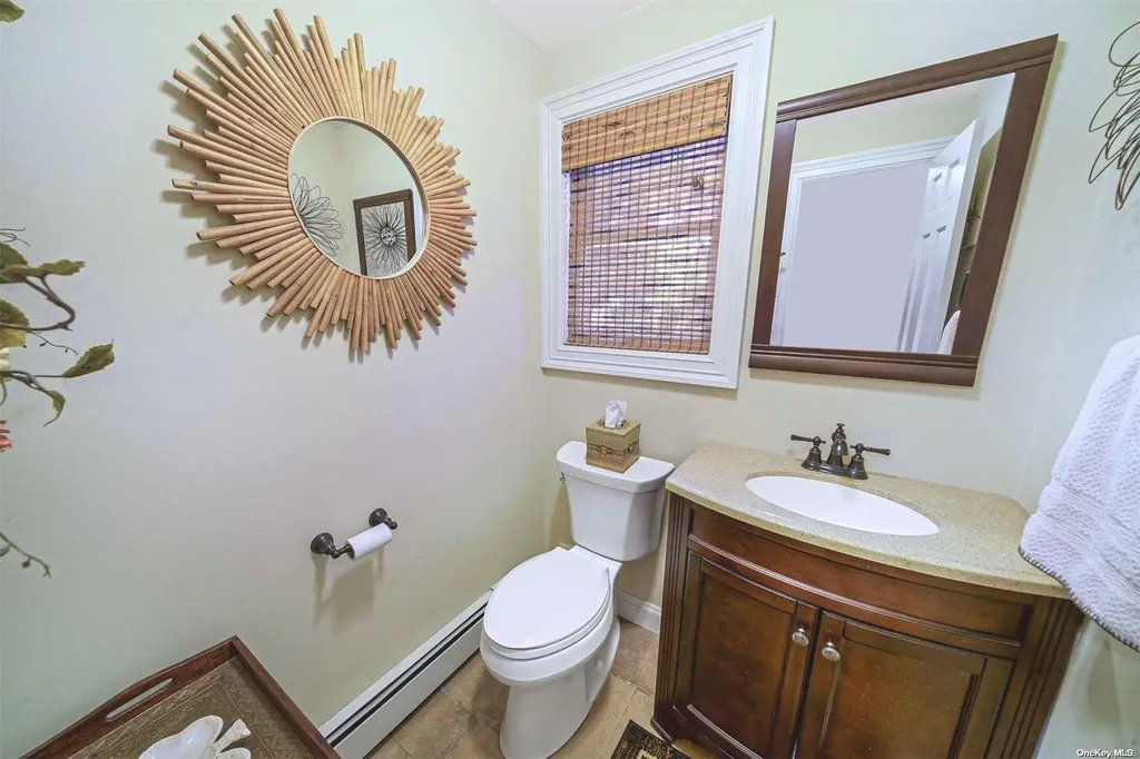 18 Poplar Drive Smithtown NY 11787