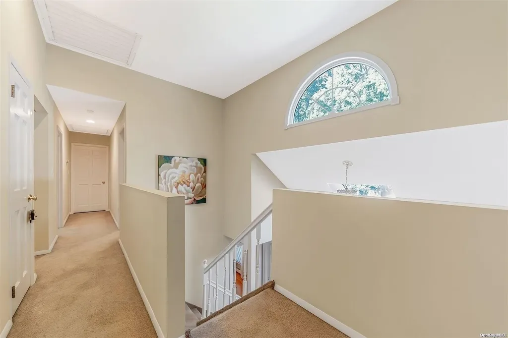 18 Poplar Drive Smithtown NY 11787