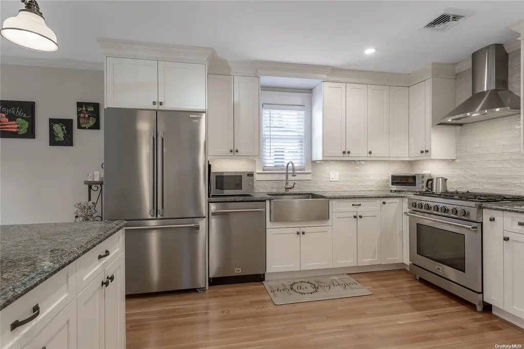 215 Castle Avenue Westbury NY 11590
