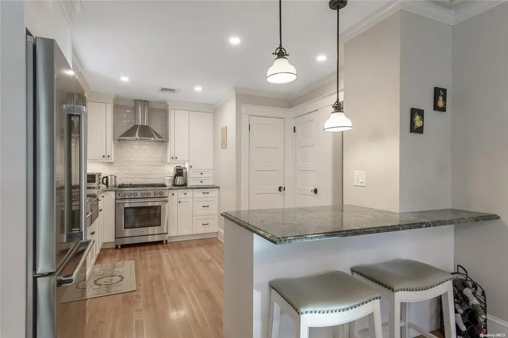 215 Castle Avenue Westbury NY 11590
