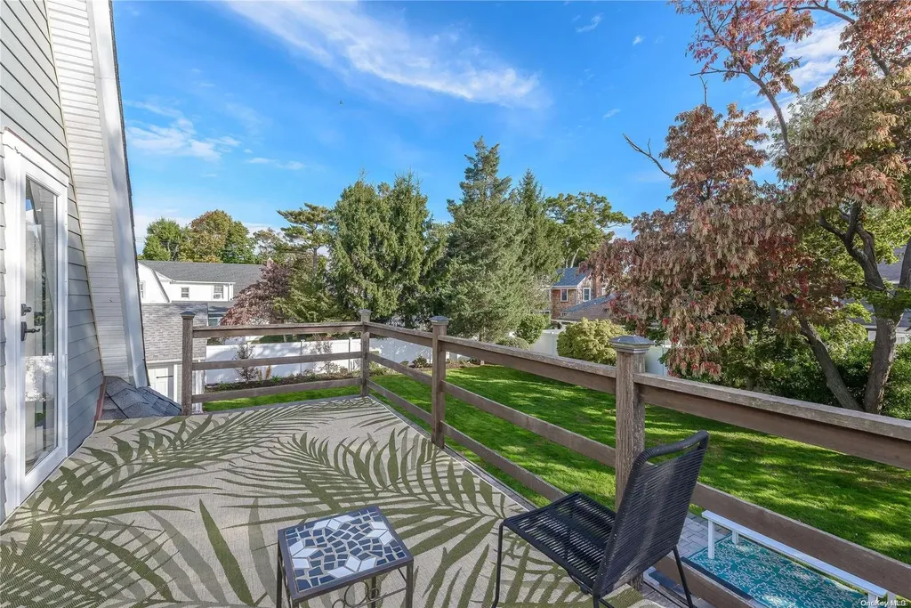 215 Castle Avenue Westbury NY 11590