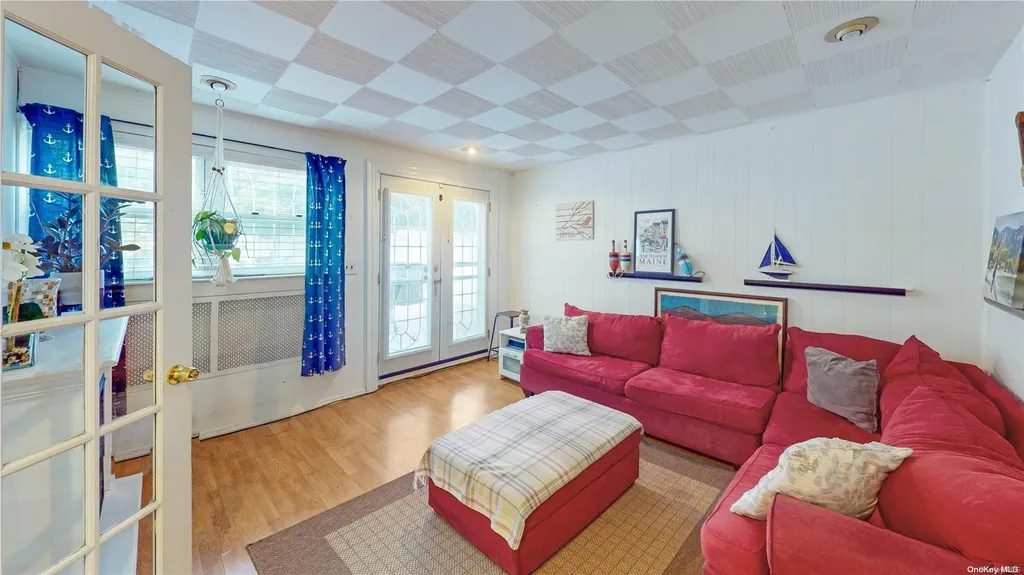 1116 Rosedale Road Valley Stream NY 11581