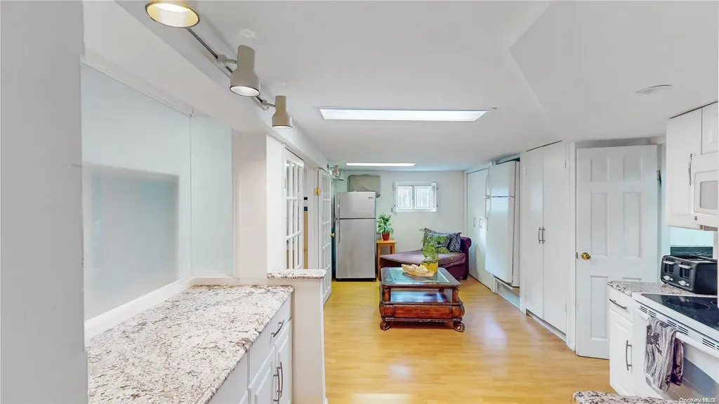 1116 Rosedale Road Valley Stream NY 11581
