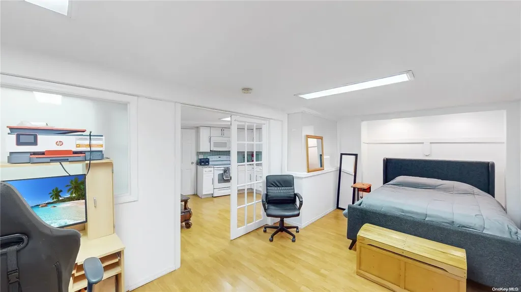 1116 Rosedale Road Valley Stream NY 11581