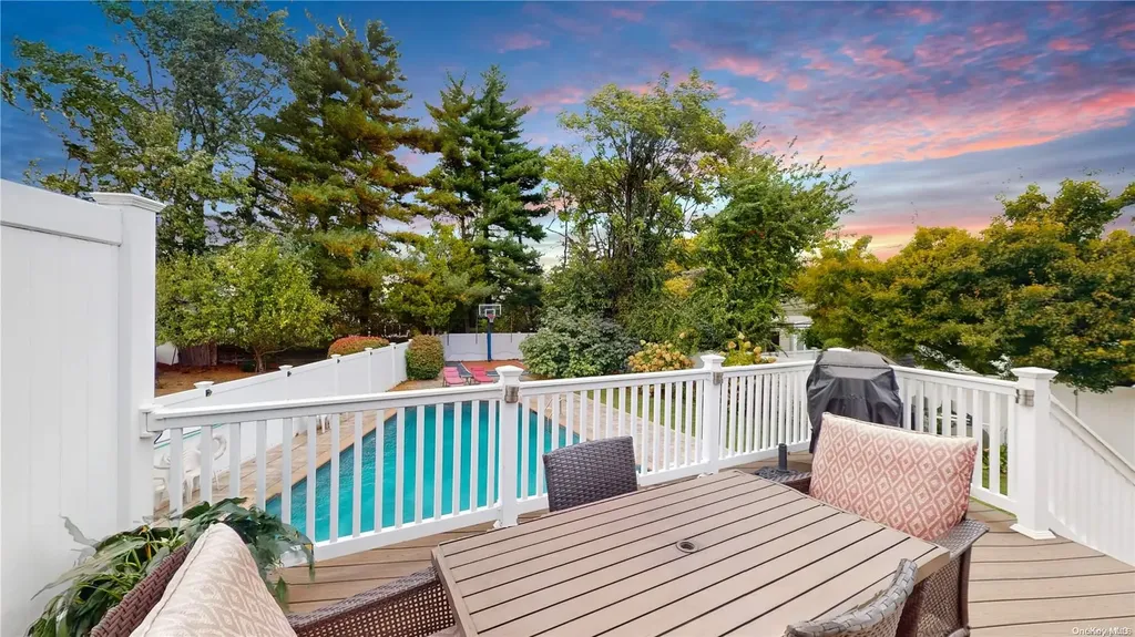 1116 Rosedale Road Valley Stream NY 11581