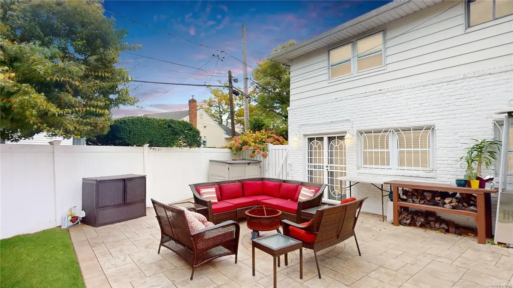 1116 Rosedale Road Valley Stream NY 11581