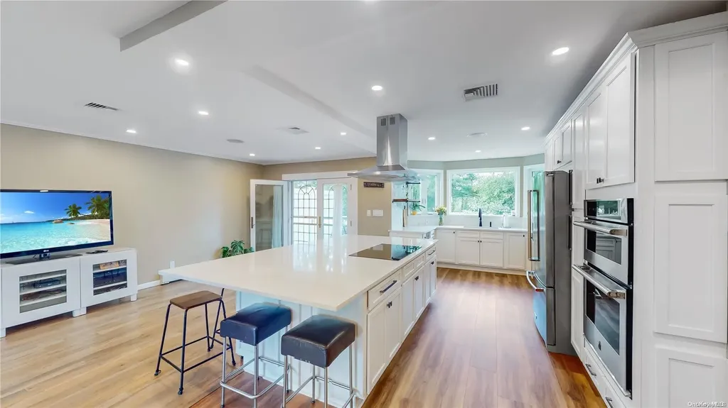 1116 Rosedale Road Valley Stream NY 11581