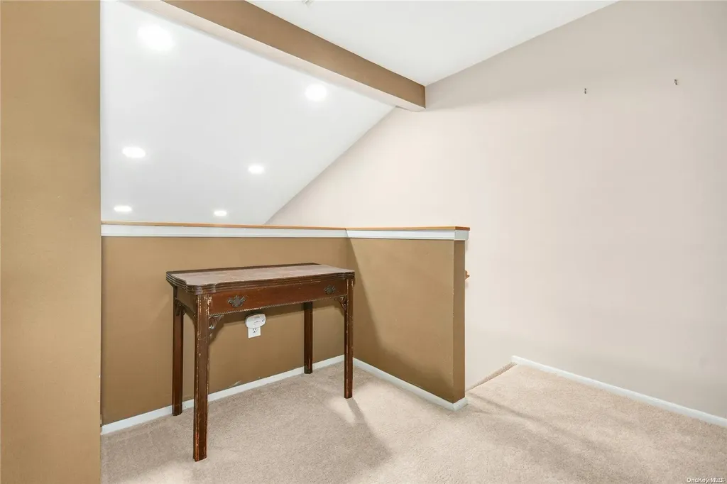 46 Pleasantview Drive Central Islip NY 11722