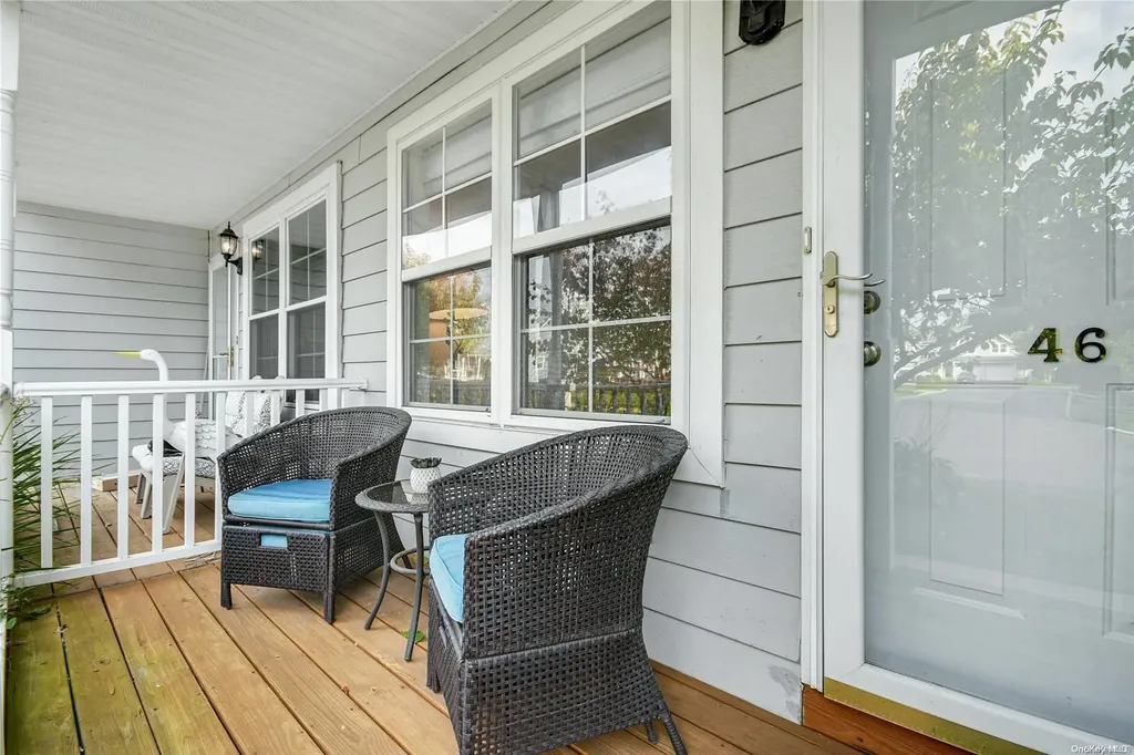 46 Pleasantview Drive Central Islip NY 11722