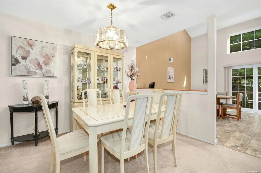 46 Pleasantview Drive Central Islip NY 11722