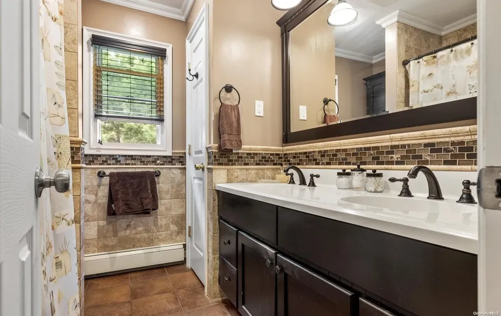 9 Richlee Street Blue Point NY 11715