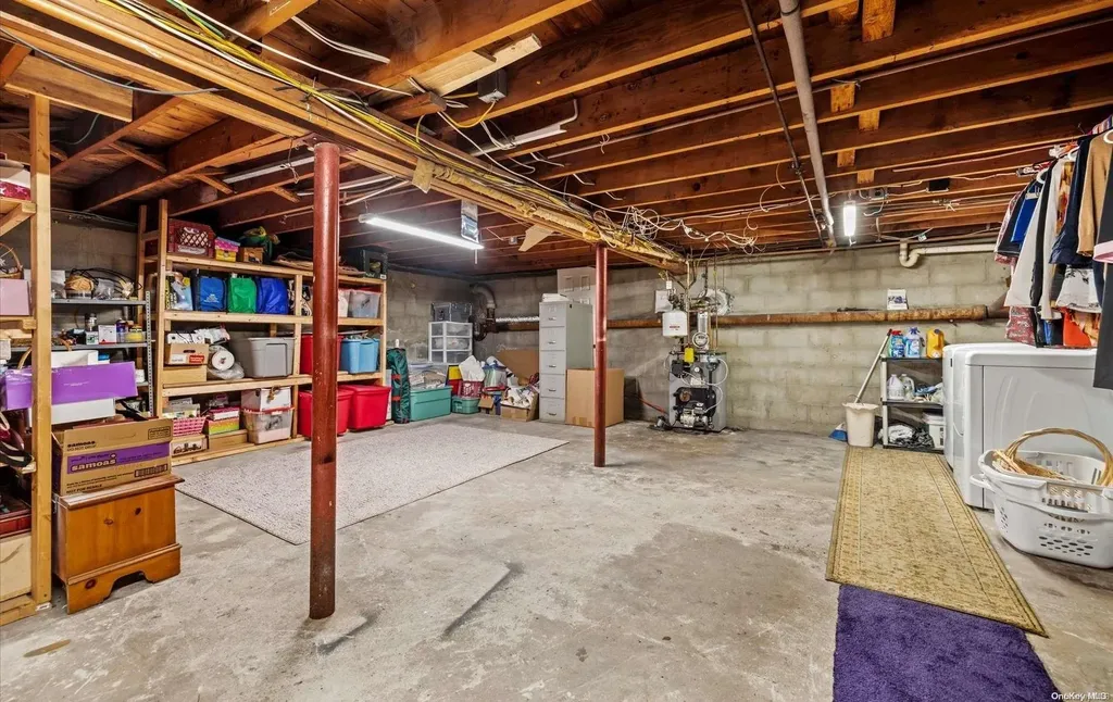 9 Richlee Street Blue Point NY 11715