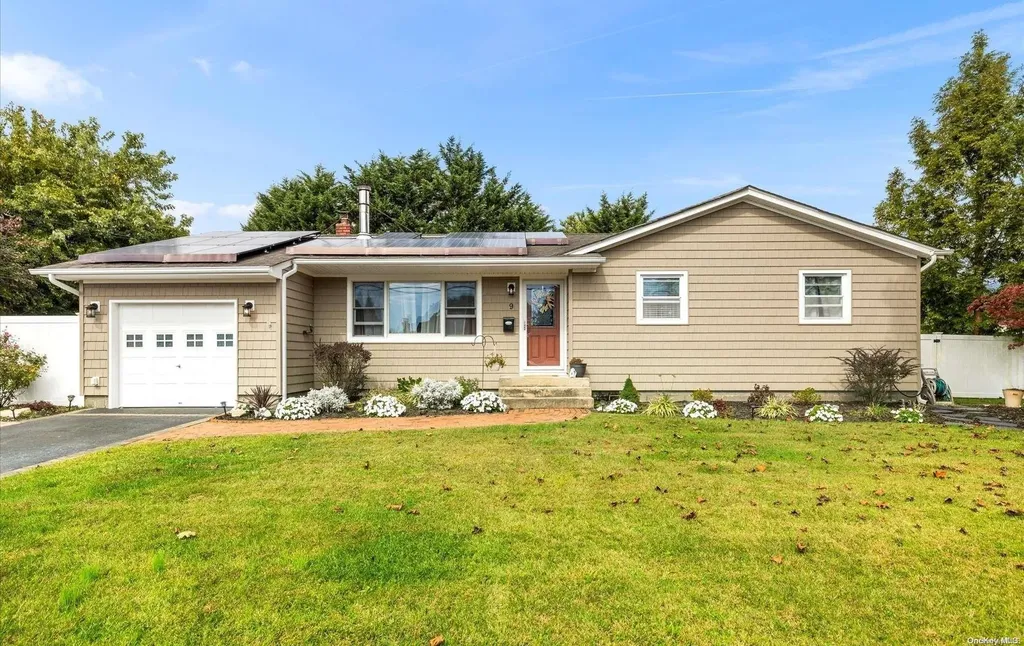9 Richlee Street Blue Point NY 11715