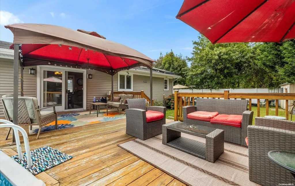 9 Richlee Street Blue Point NY 11715