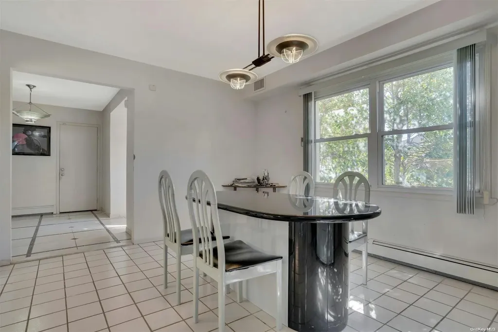 1 Gallatin Drive Dix Hills NY 11746