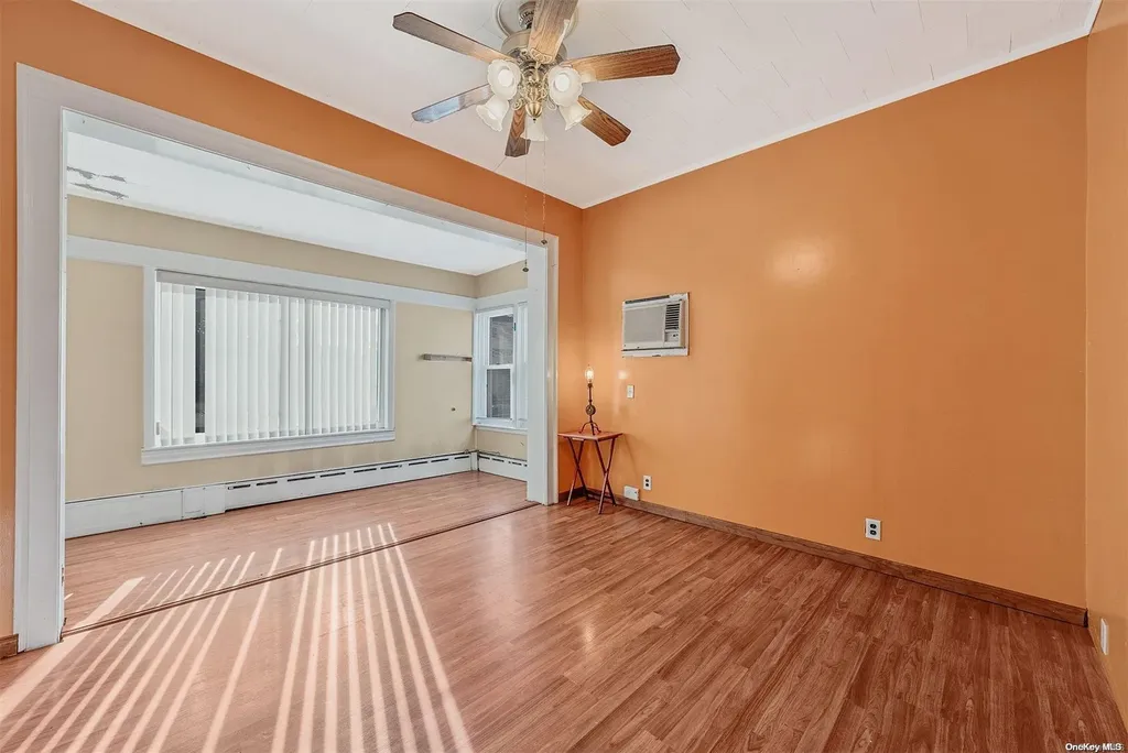 54 Carroll Avenue Valley Stream NY 11580